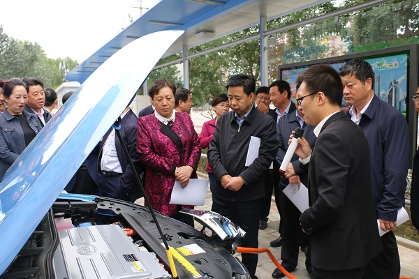 市委副書記、市長王奮彥帶隊(duì)觀摩督查公司項(xiàng)目建設(shè)工作(圖2)