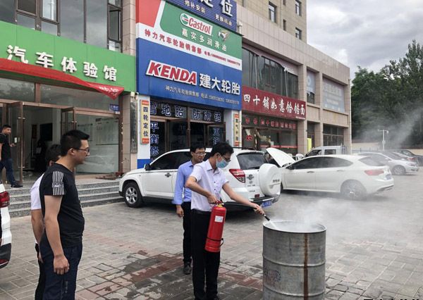 泓源新能源公司、出租車公司聯(lián)合開展消防安全演練(圖3)