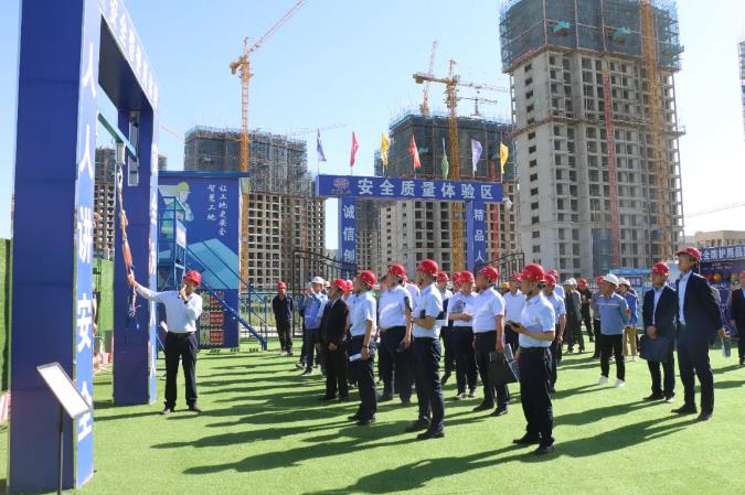 泓源公司開展安全生產(chǎn)月活動(dòng)——重點(diǎn)建設(shè)項(xiàng)目觀摩學(xué)習(xí)(圖2)