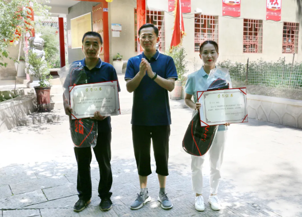 增強團隊合力 展示泓源風采 ——泓源公司開展登山比賽活動(圖7) 增強團隊合力 展示泓源風采 ——泓源公司開展登山比賽活動(圖7)