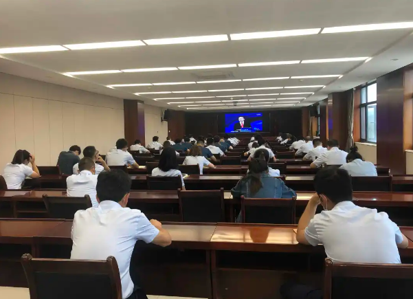 泓源公司員工綜合素質(zhì)提升系列培訓(xùn)正式啟動(dòng)(圖3) 泓源公司員工綜合素質(zhì)提升系列培訓(xùn)正式啟動(dòng)(圖3)