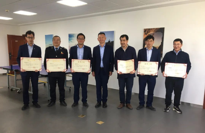 市產(chǎn)投集團團委舉辦“慶五一、迎五四”球類聯(lián)誼比賽(圖4)